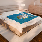 Gothique Script Logo Velveteen Plush Blanket, White Graffiti Text, logo "COTTOLUXE"